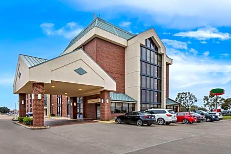 Sonesta Essential Houston Hobby Airport