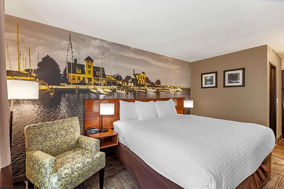 Clarion Pointe by Choice Hotels Racine