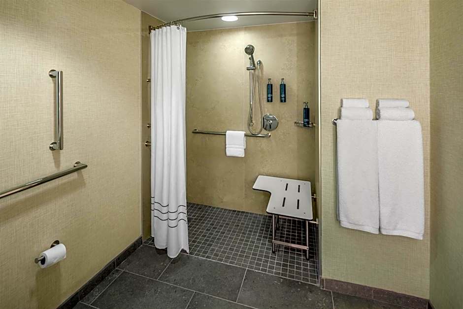 DoubleTree By Hilton Hotel Rochester