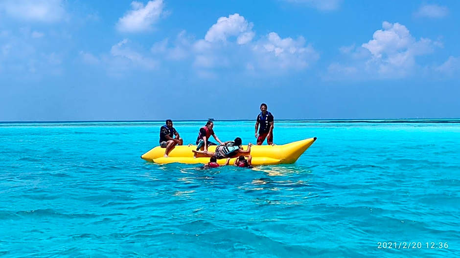 Sky Beach Maldives - Dhiffushi