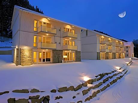 Nermo Hotel & Apartments