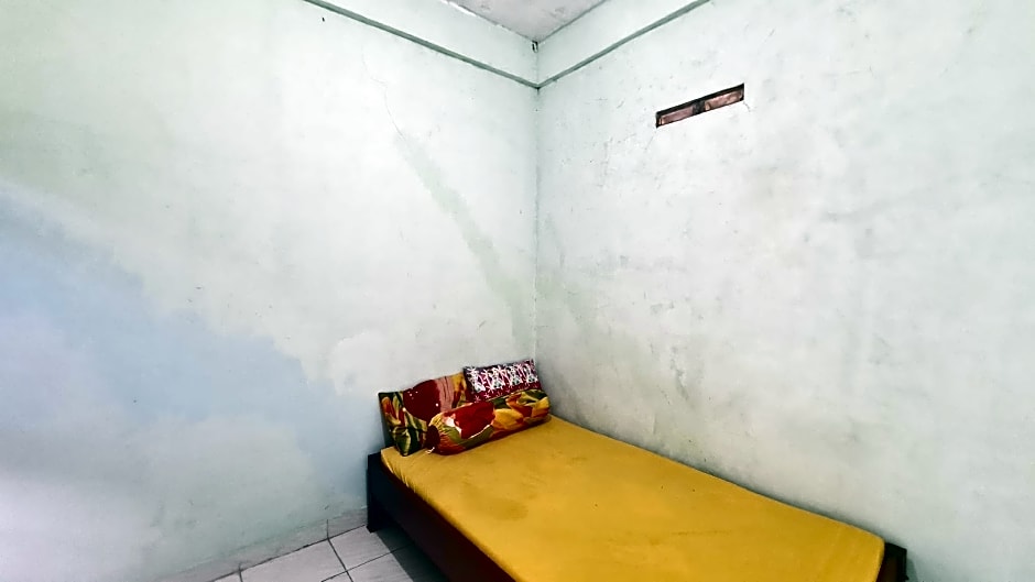 SPOT ON 93020 Rumah Singgah Ganjuran