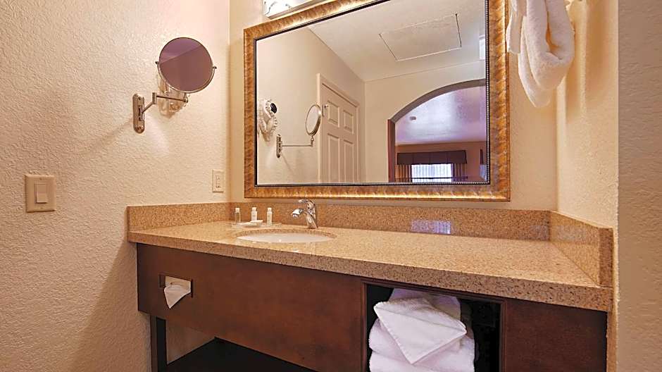 Best Western San Dimas Hotel & Suites