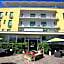 Hotel Holiday Park