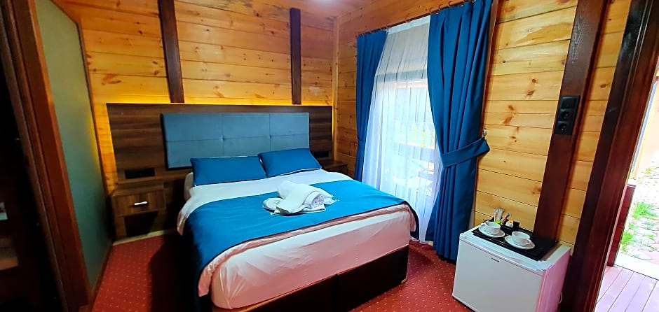 Akyuz Kardesler Otel