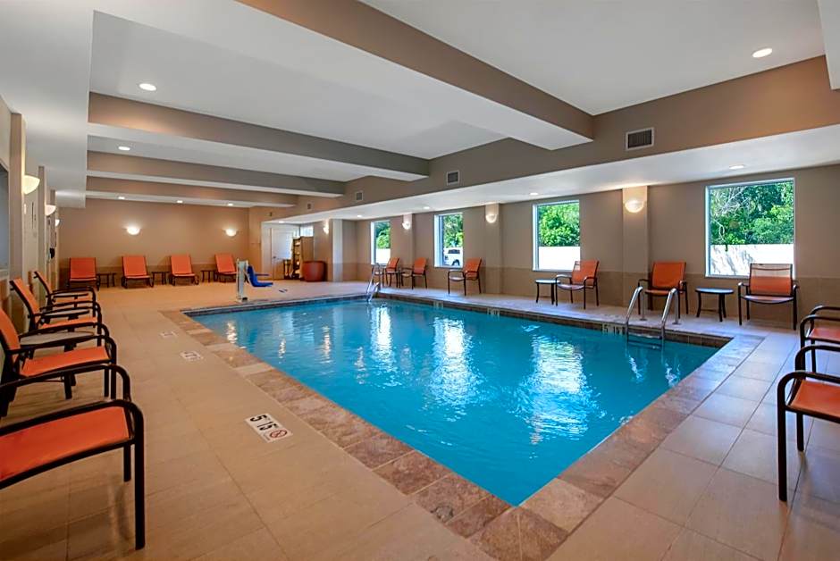 Hampton Inn By Hilton & Suites Harvey