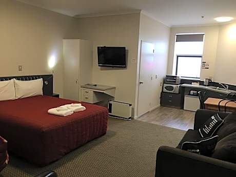 Superior Queen Studio - Disability Access