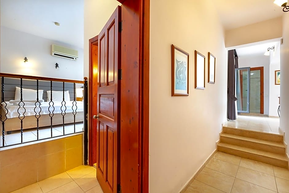 Photo 1 of 1 of Suite