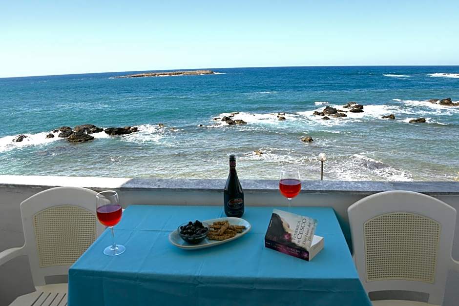 Klinakis Beach Hotel