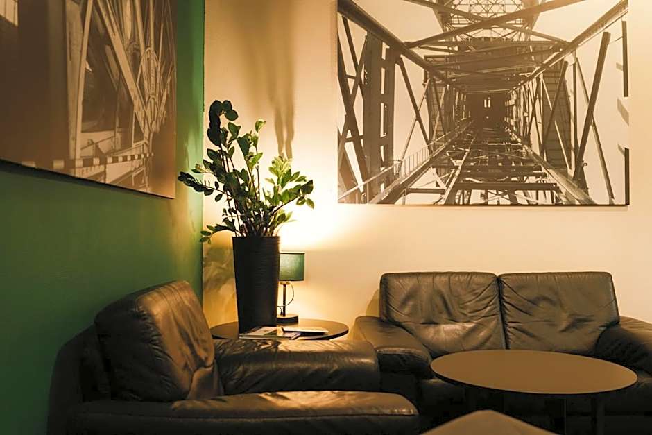 Economy Silesian Hotel