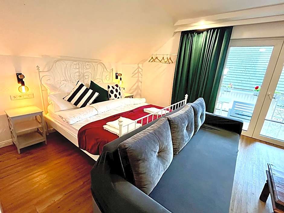 VILLA ORCHARD Frankfurt