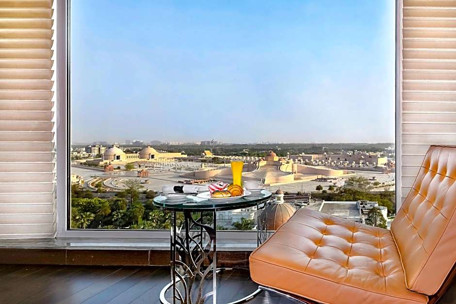 Renaissance Lucknow Hotel