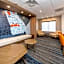 Holiday Inn Express and Suites Atlanta-Johns Creek By IHG