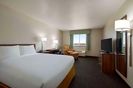 1 Queen Bed Non-Smoking