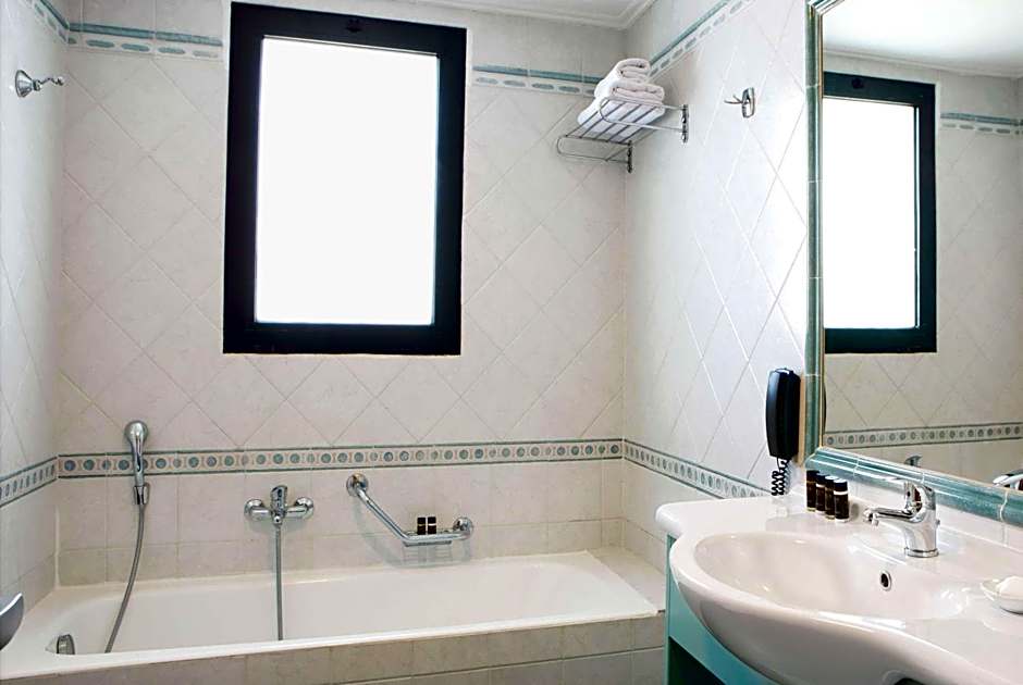 Ramada by Wyndham, Athens Club Attica Riviera