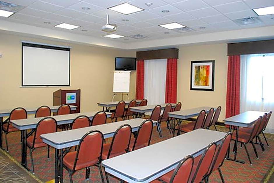 Holiday Inn Express & Suites Houston South - Pearland By IHG