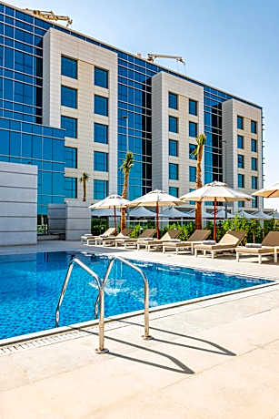 Remal Hotel & Villas Al Dhannah City