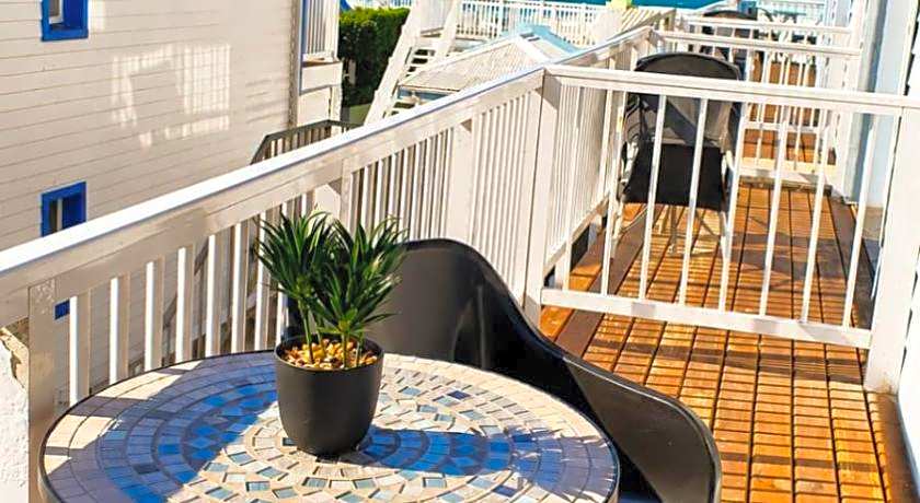 Point Village Hotel and Self Catering