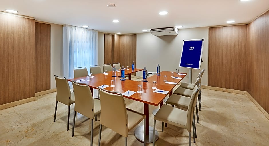 NH Express Las Artes