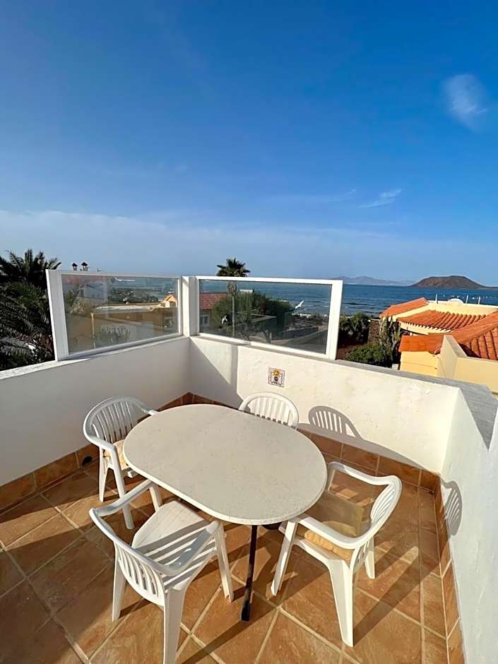 Pura Vida Surf House