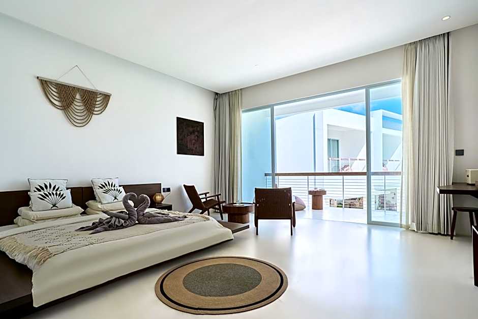 Photo 1 of 18 of Deluxe, Pool View, Terrace