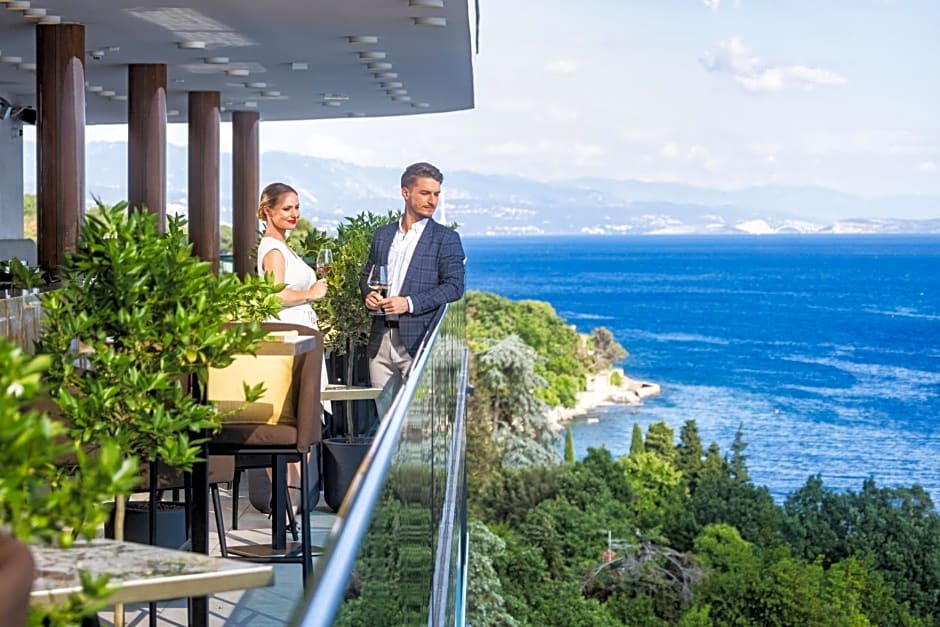 Hilton Rijeka Costabella Beach Resort & Spa