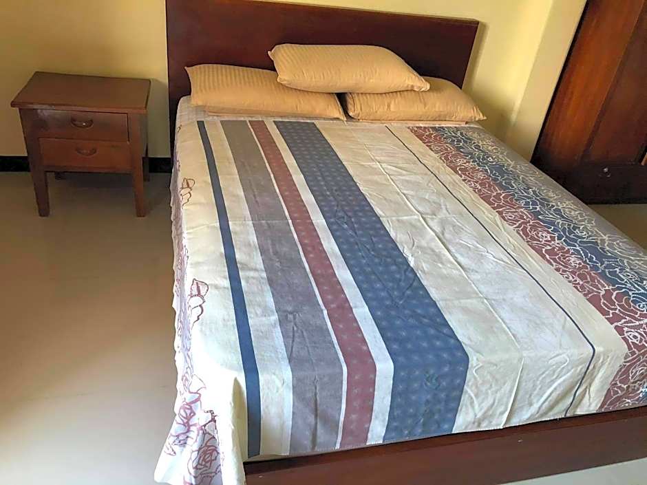 RedDoorz @ Sta Cruz Naga City