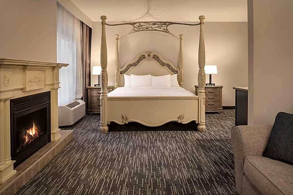 Country Inn & Suites by Radisson, Galena, IL