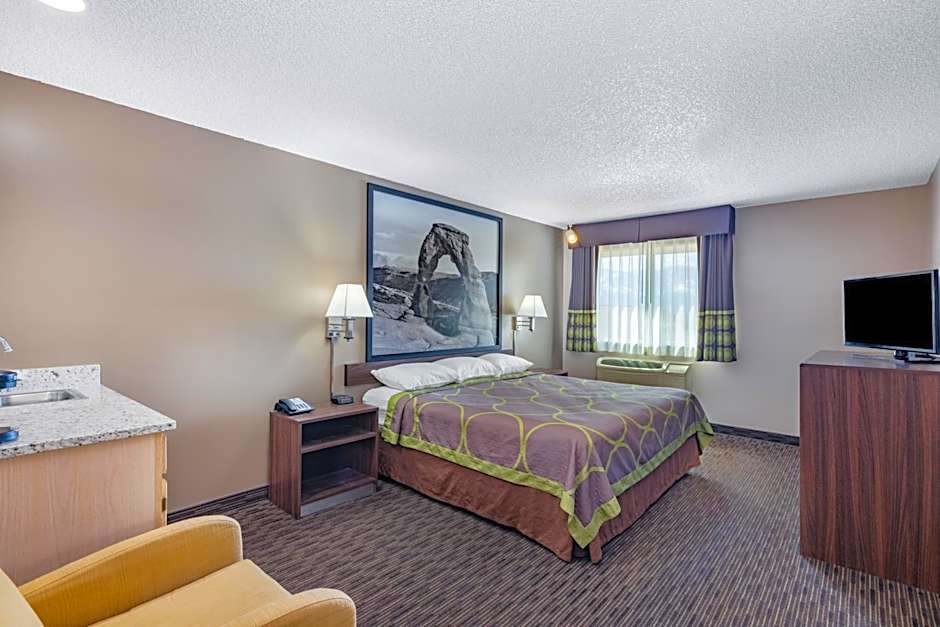 Super 8 by Wyndham Richfield UT