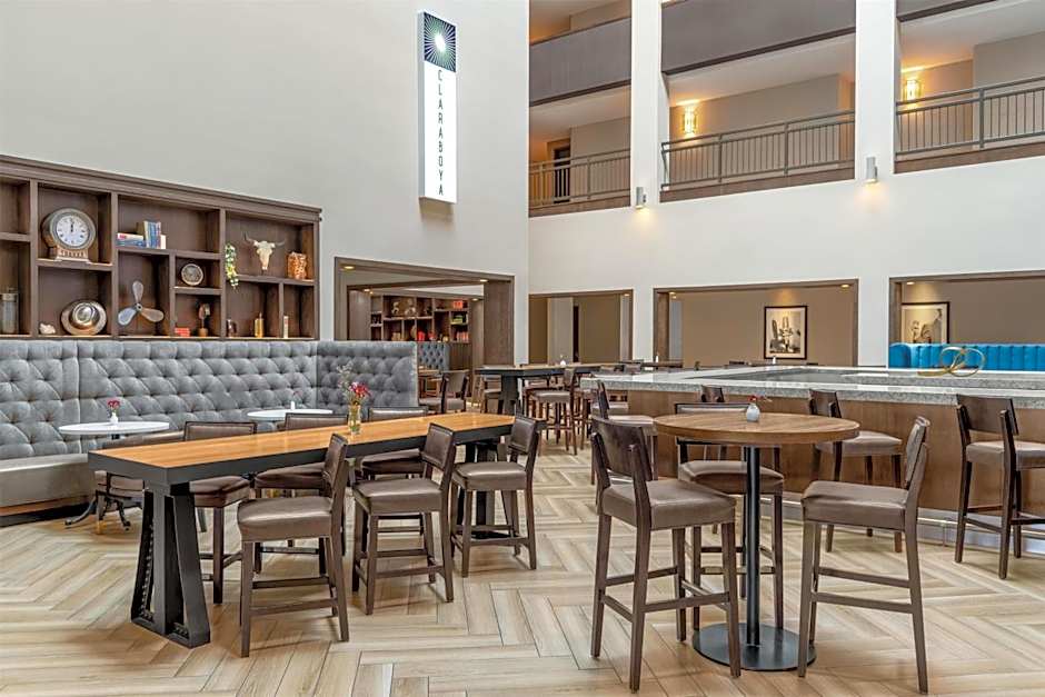 DoubleTree by Hilton Lubbock - University Area
