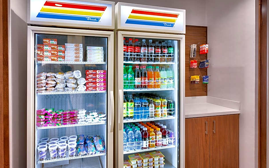 Holiday Inn Express & Suites El Paso I-10 East By IHG