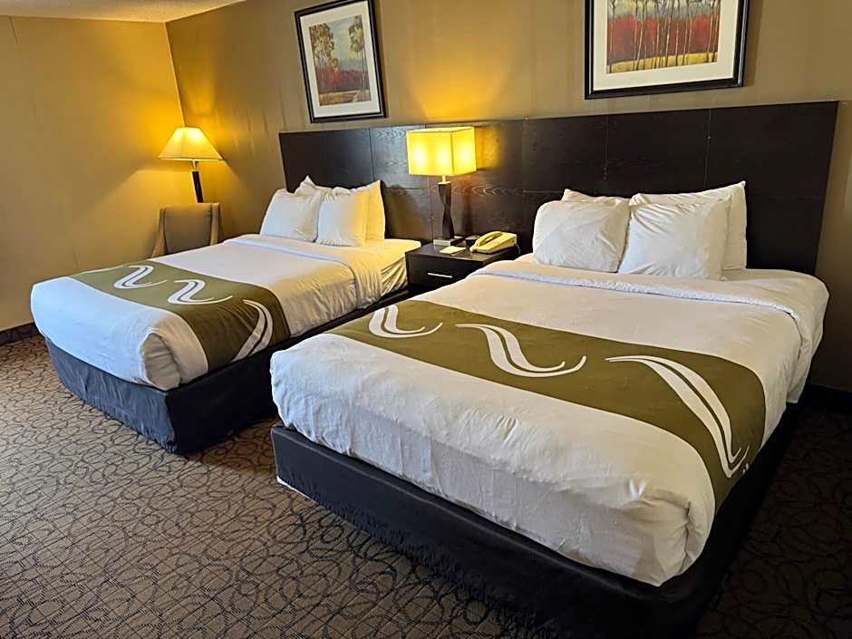 Quality Inn & Suites Escanaba North