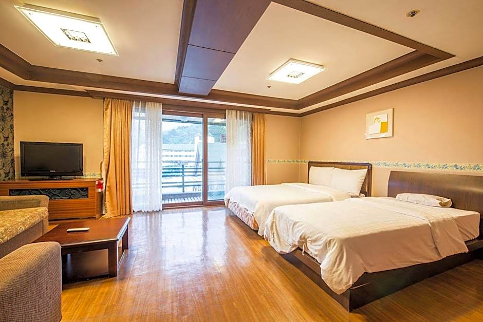 Osaek Greenyard Hotel