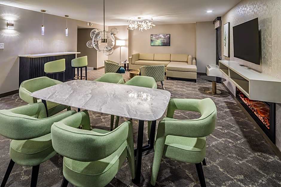 DoubleTree by Hilton Laredo