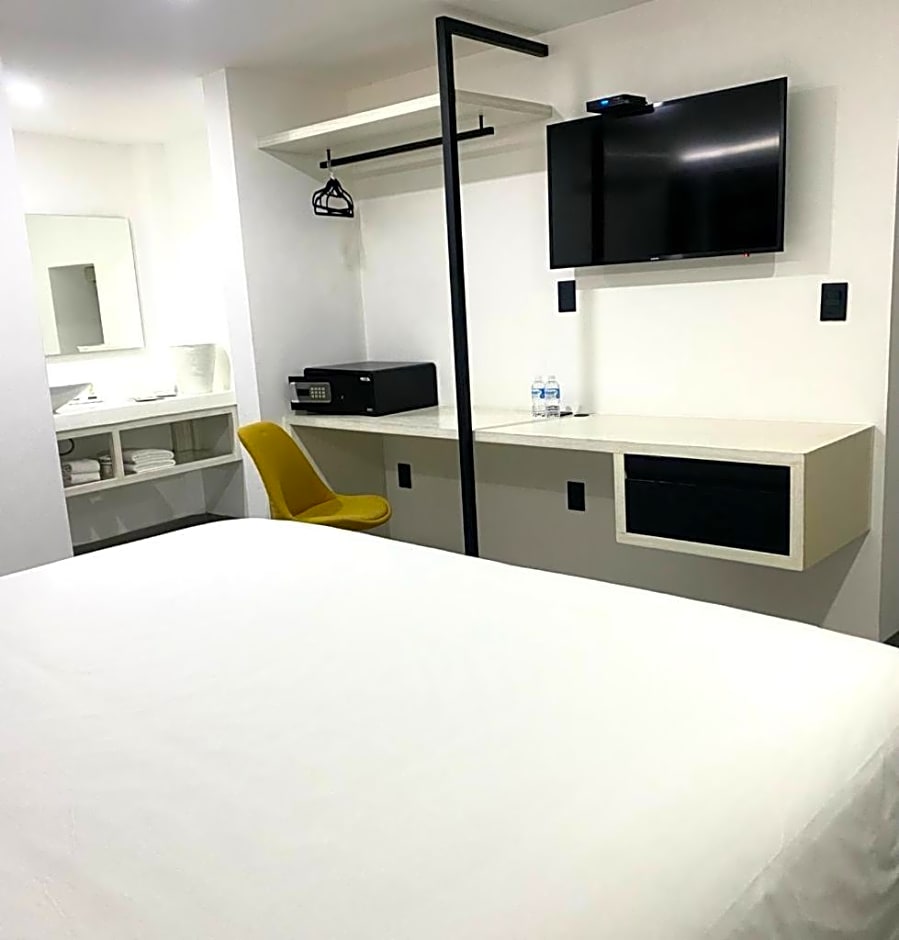 The Andy Hotel