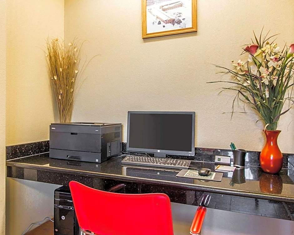 Quality Inn & Suites Ottumwa North