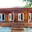 Cabana Surf and Stay