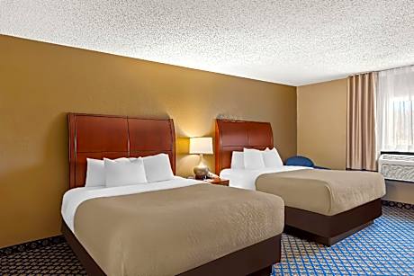 Queen Room with Two Queen Beds - Non-Smoking