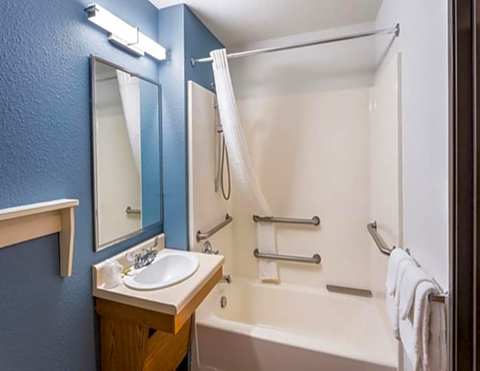 WoodSpring Suites Round Rock-Austin North