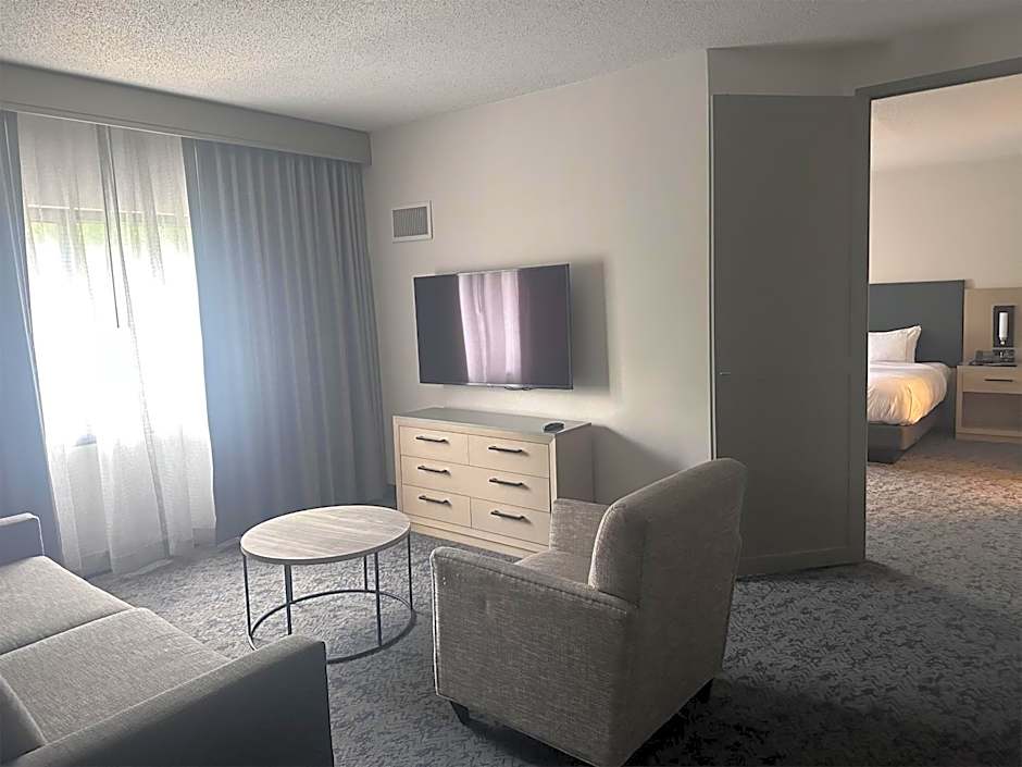 DoubleTree Suites By Hilton Raleigh-Durham