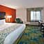 La Quinta Inn & Suites by Wyndham Mansfield, Oh