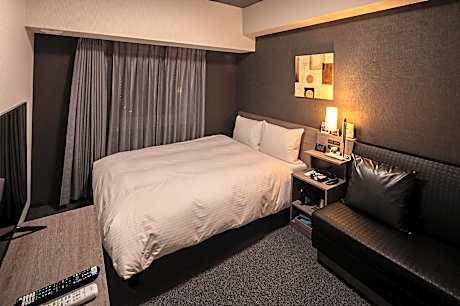 Semi Double Room - Electronic Cigarette Only