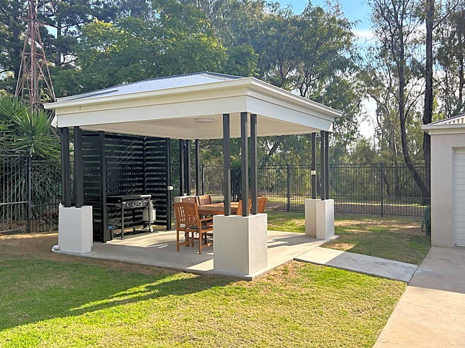 Dalby Fairway Motor Inn