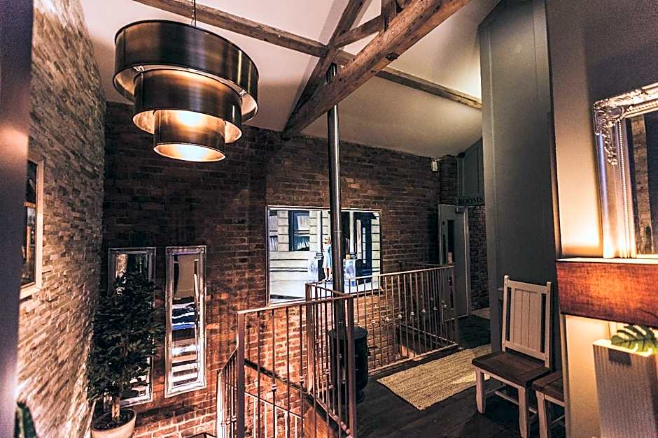 The Cow Hollow Hotel