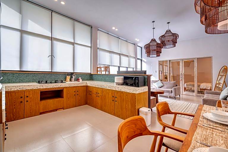 Villa Aura - Canggu, Bali Near Berawa Beach