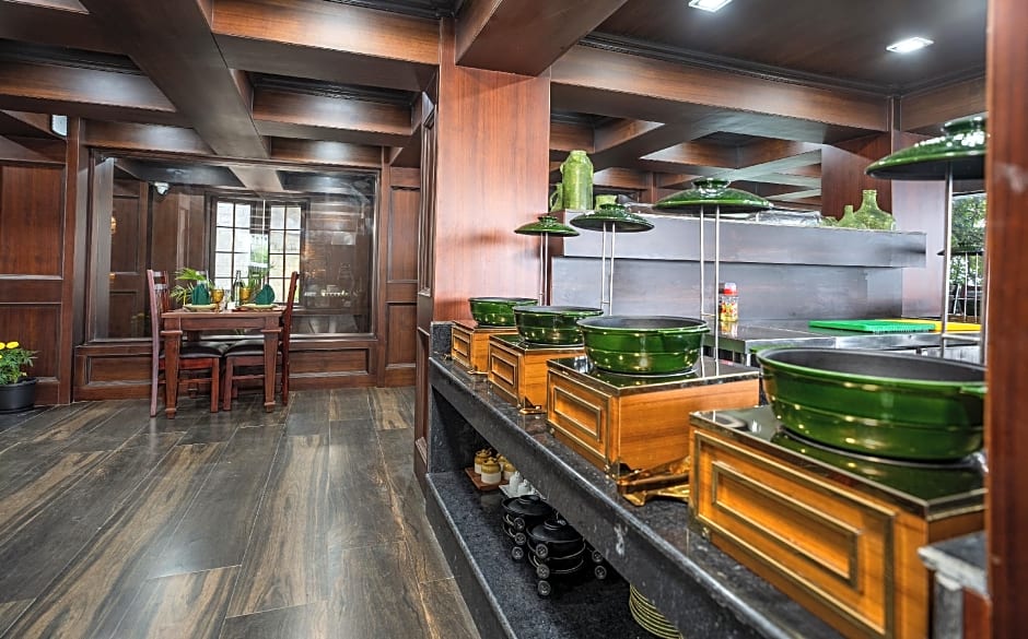 The West Gate Posada by Summit