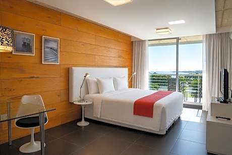 Costa Colonia - Riverside Boutique Hotel