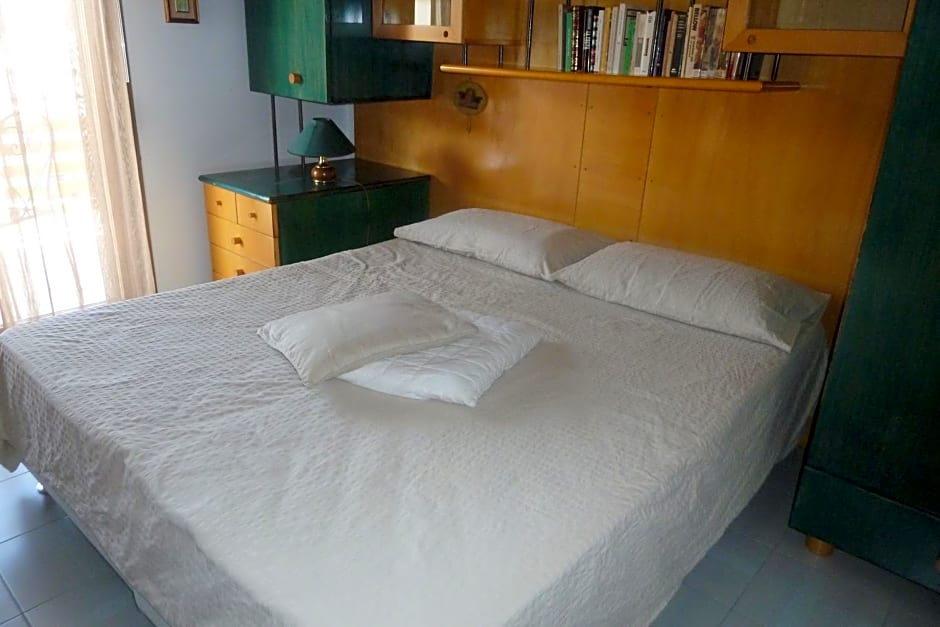 B&B Al 258