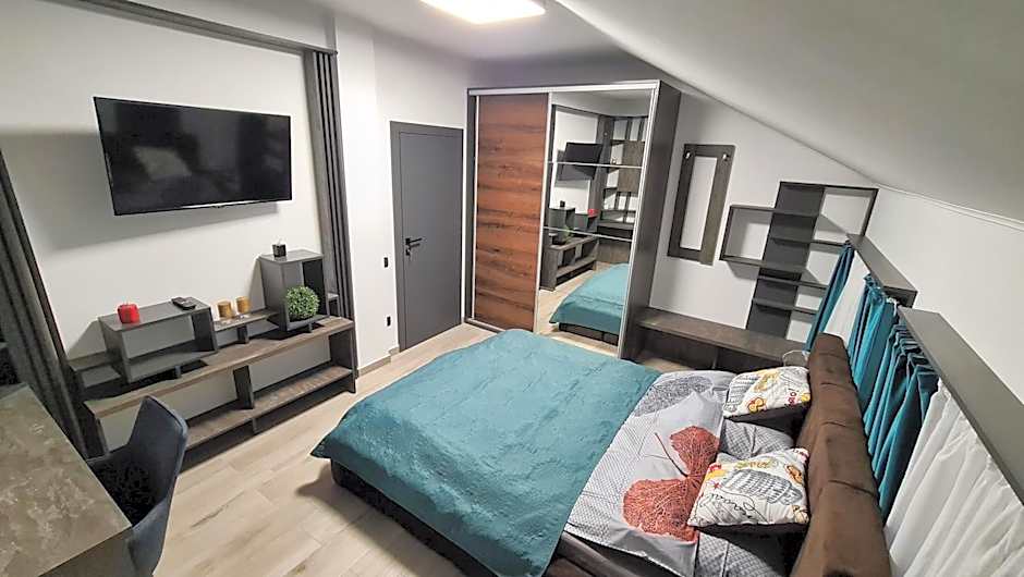 Complex Lunlo Village