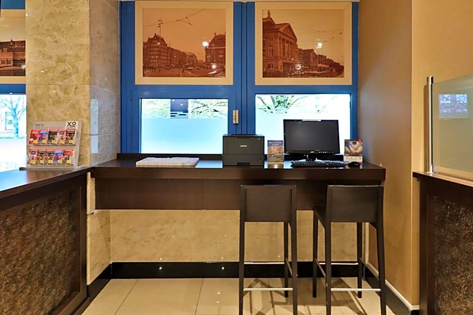 XO Hotels Blue Square